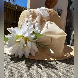 Vintage SAKS 5th Ave Church Hat